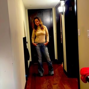 Beautiful blue bootcut jeans size 28 from Zara